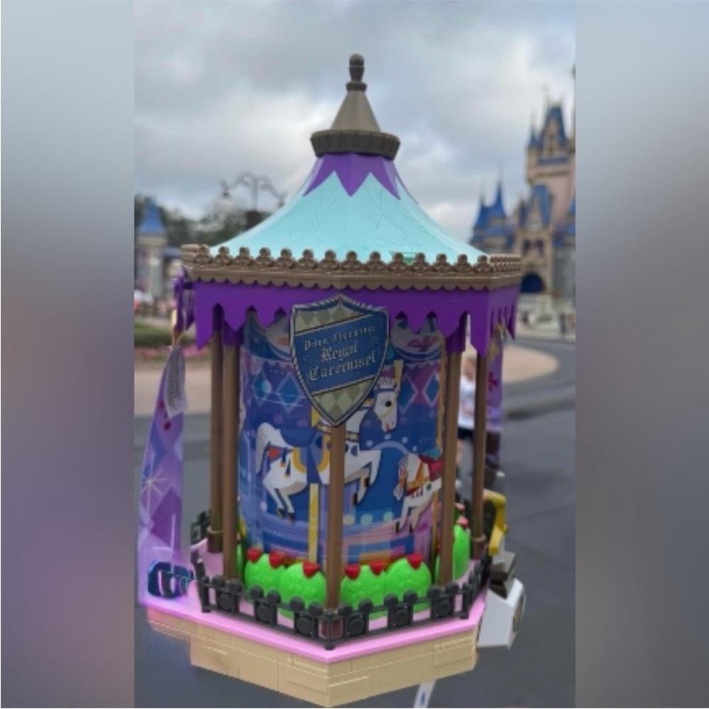 WDW  Prince Charming  Carousel Popcorn Bucket from Magic Kingdom - Picture 6 of 9